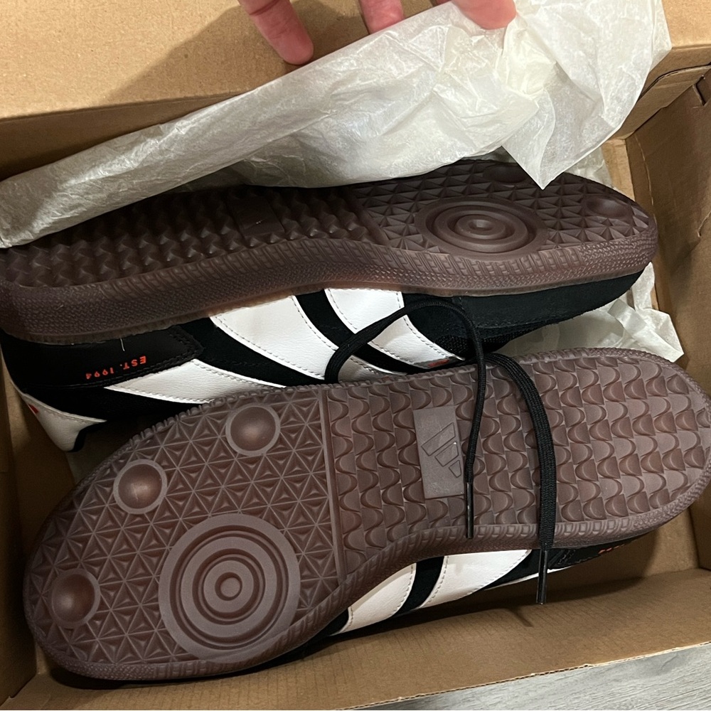 ADIDAS PREDATOR FREESTYLE INDOOR BOOTS - Picture 5 of 7